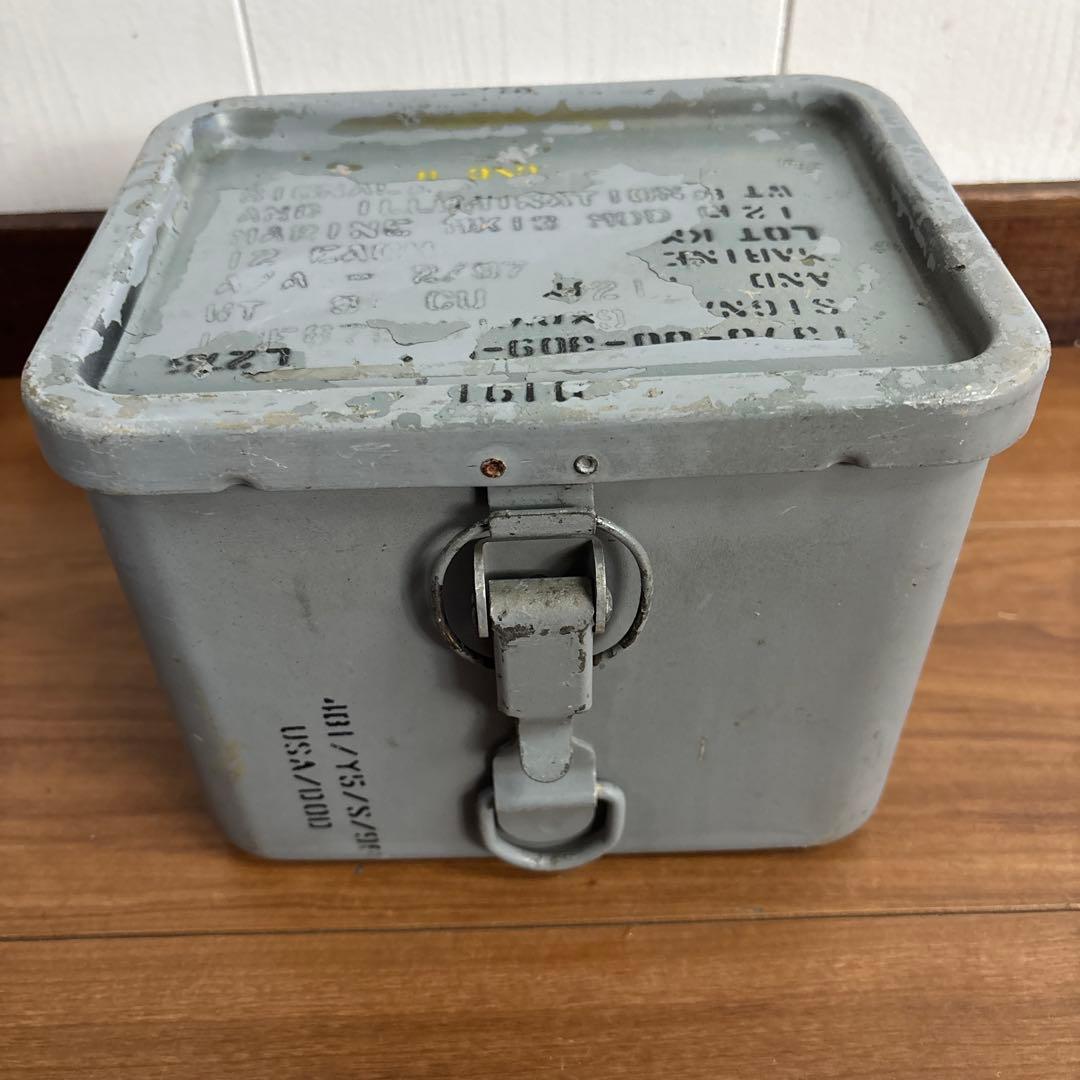 米軍　実物　SIGNAL SMOKE CASE ③ 送料無料