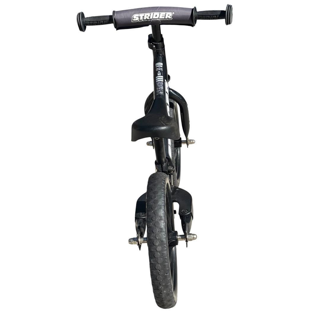 美品 ストライダー STRIDER 12 スポーツモデル 黒 バランスバイク
