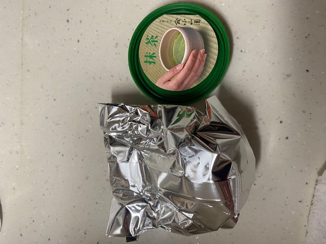 大特価！山政小山園直営のMATCHA CAFEの抹茶缶　小倉山 6缶セット