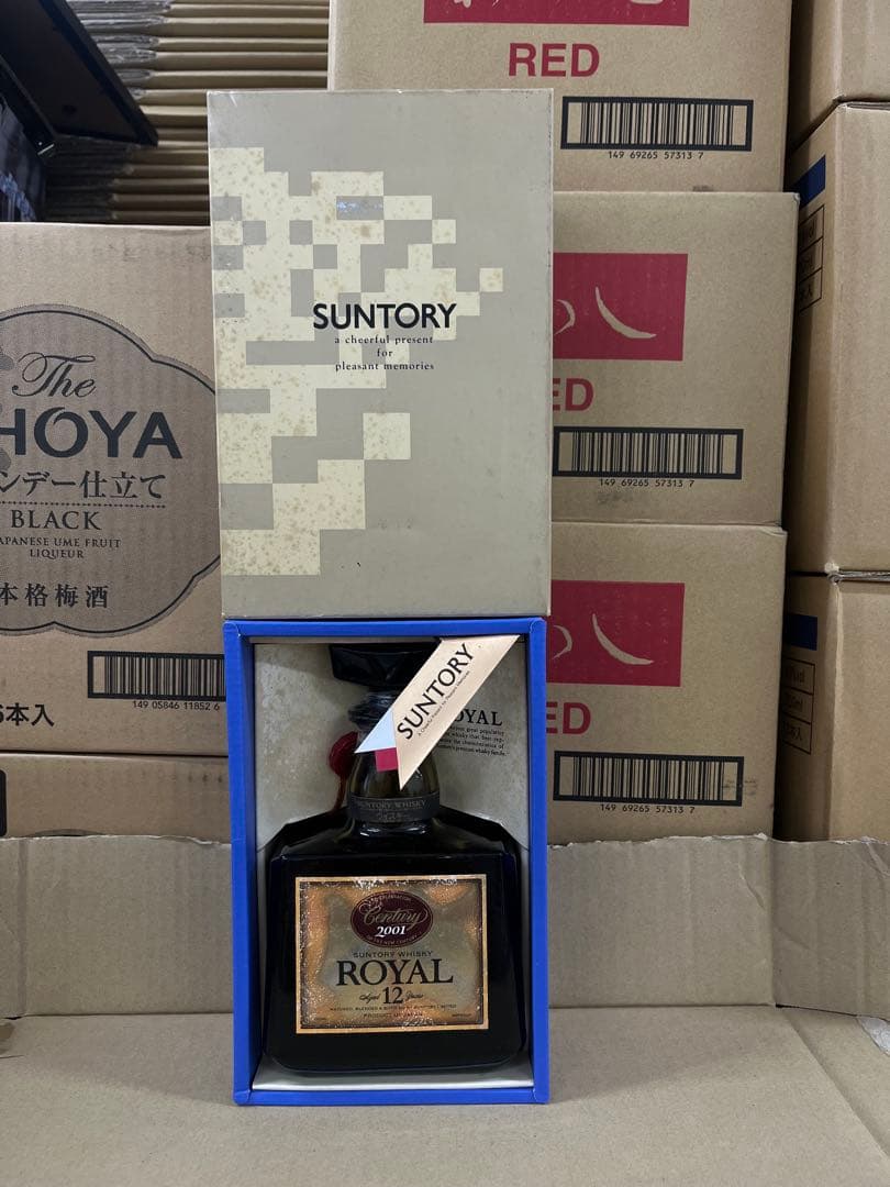 サントリー ロイヤル12年2001センチュリー記念ラベル700ml 43%