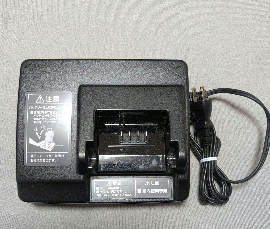 パナソニック 電動アシスト自転車 バッテリー充電器 NKJ069Z1（箱付き）