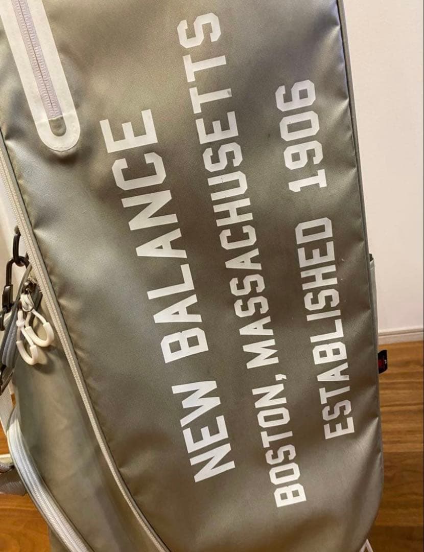 NEW BALANCE シルバー キャディバッグ