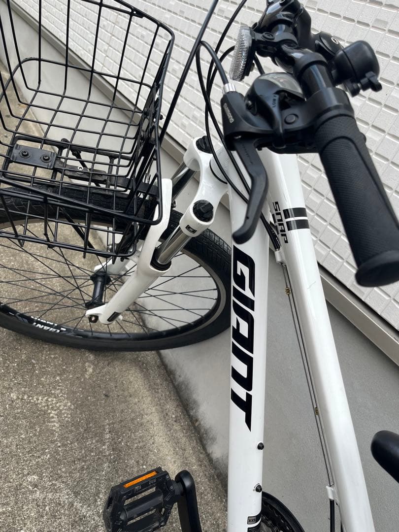 GIANT MTB SNAP XXS ホワイト 26インチ バスケット付き