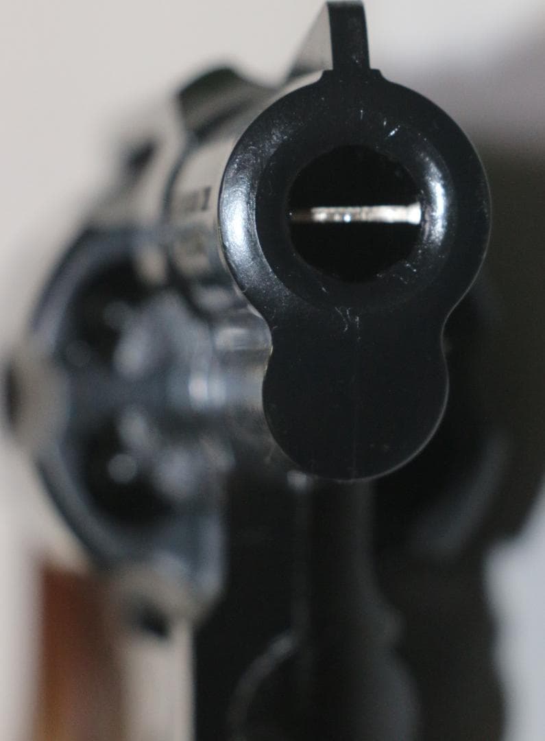 MGC製ABS樹脂モデルガン コルトローマンＭＫ－Ⅲ 合法品　未発火カート付