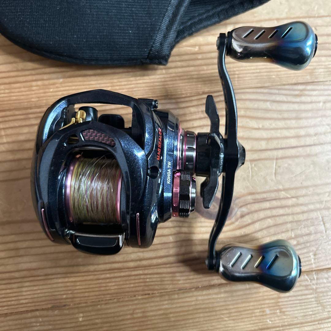 ダイワ 紅牙 17 TW(4.9）リブレクランクハンドル仕様