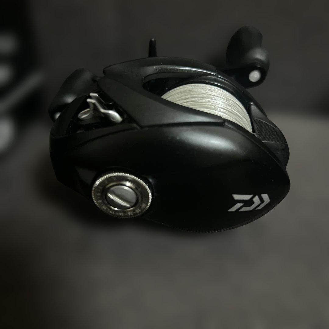 ダイワ　タトゥーラ　TW 200XH ベイトリール