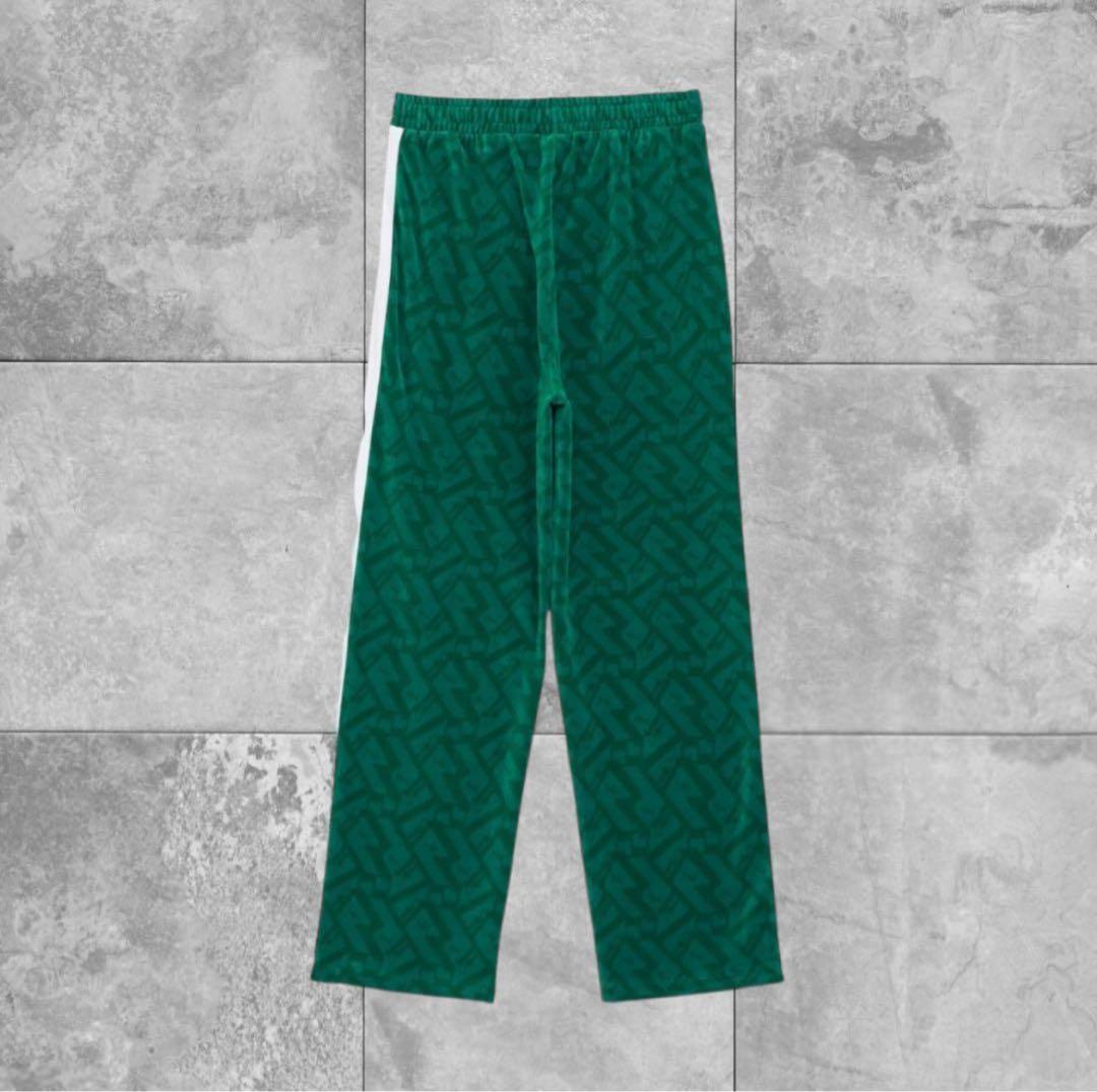 PUMA プーマ　ジャージ　イカゲーム ベロア　ズボン　ジャージ　トラックパンツ