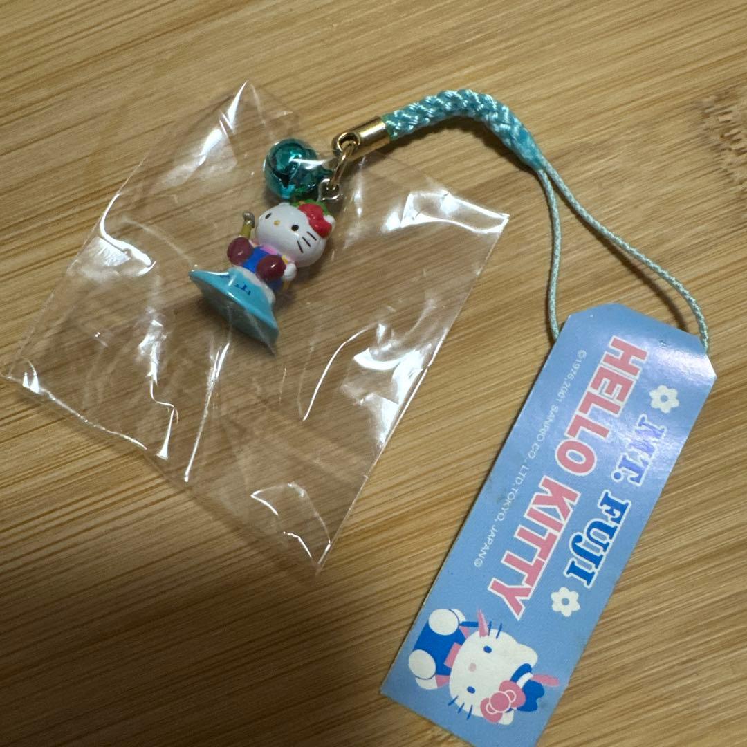 【レア】ハローキティ　富士山　根付け　ストラップ　3種セット