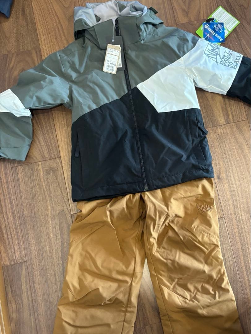 子ども用スキーウェア 130cm グレー/黒/ベージュ