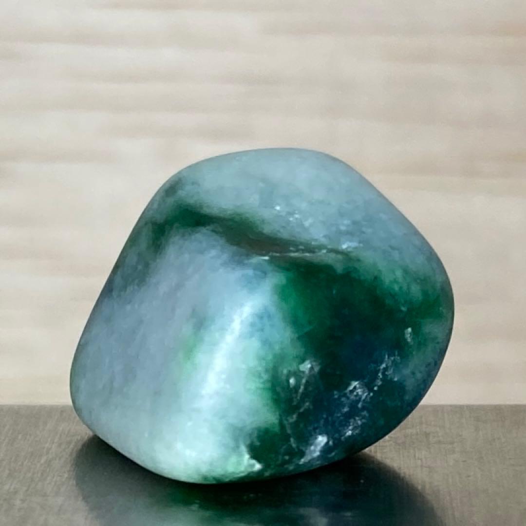 【Premium】糸魚川翡翠　ロウカン宝石質　翡翠　翡翠輝石　原石　5.3ｇ