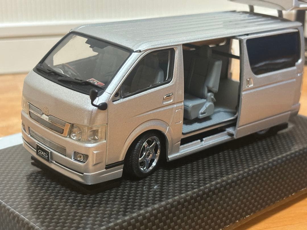 DISM 1/24 ハイエース 200系 SUPER GL D.A.D エアロ