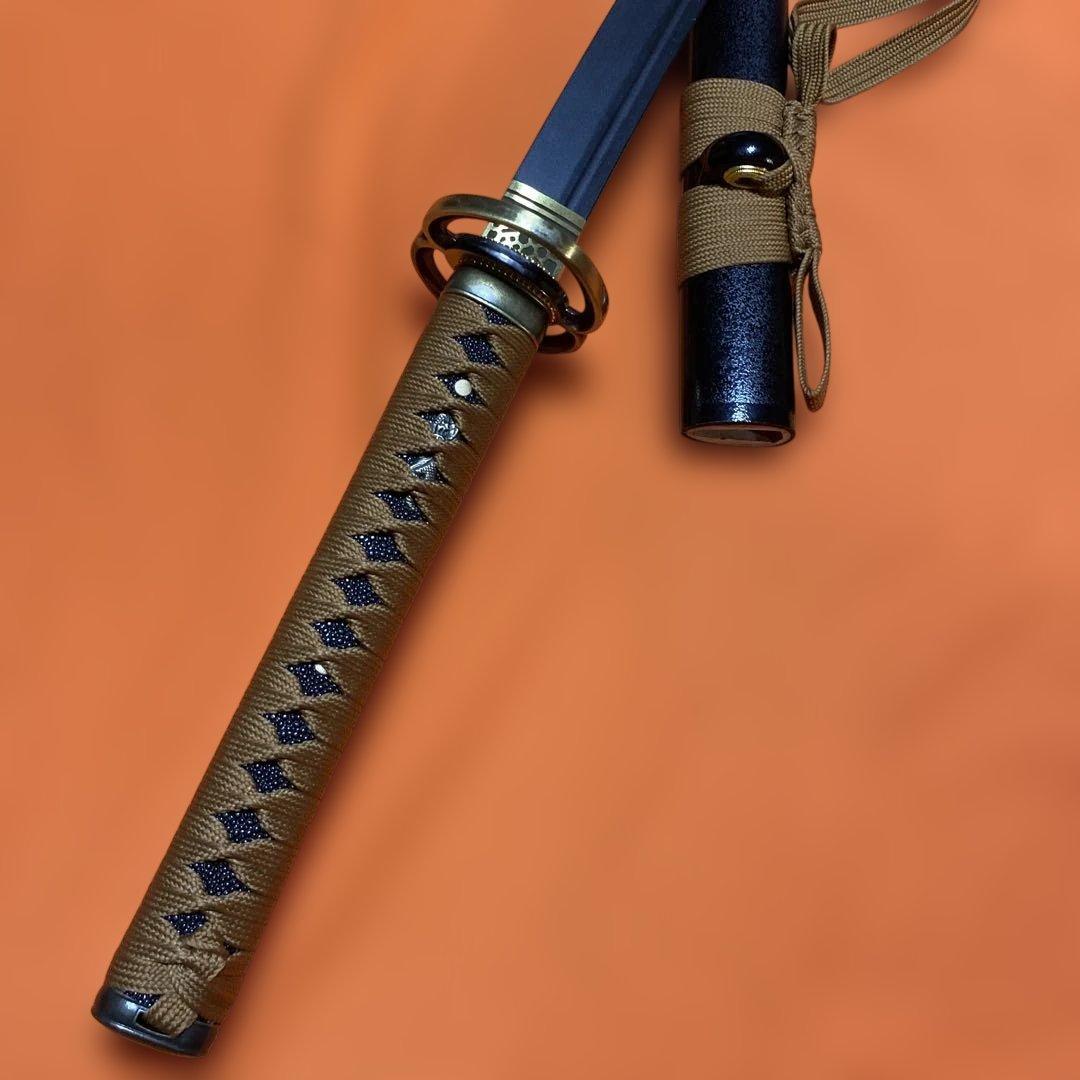 高級軽量模造刀 茶柄 海鼠透し金鍔 飾り栗形黒梨地鞘