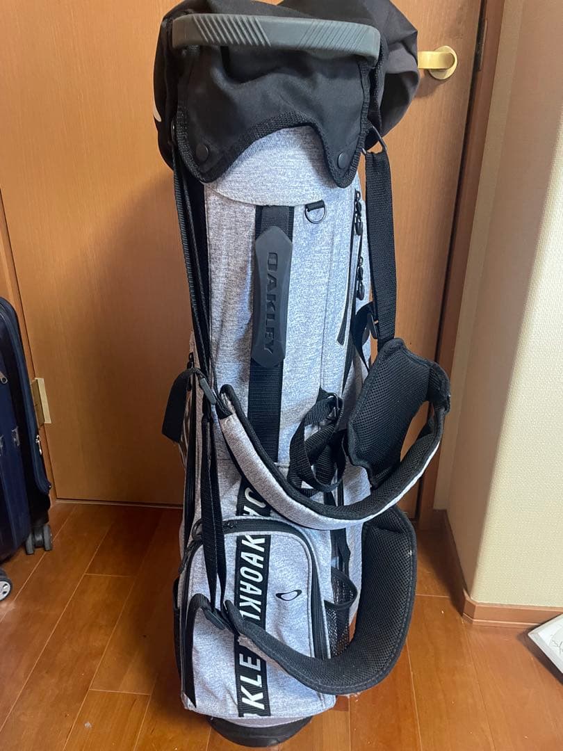 OAKLEY キャディバッグ スタンド付き グレー