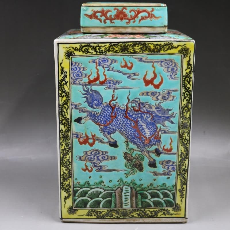 清康熙緑地粉彩麒麟紋方茶壺 茶道具景徳鎮 陶磁器 装飾品 現代工芸品美術品 置物