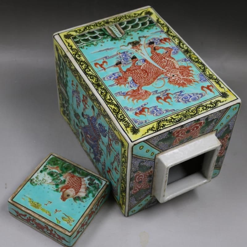 清康熙緑地粉彩麒麟紋方茶壺 茶道具景徳鎮 陶磁器 装飾品 現代工芸品美術品 置物