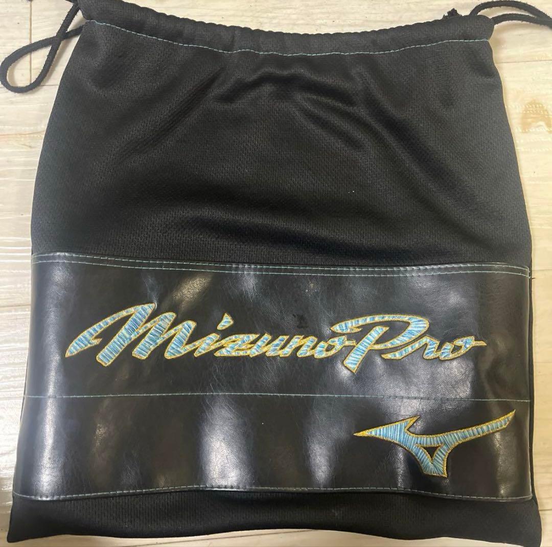 ミズノプロ 外野手用グローブ HAGA JAPAN製 ブラック × ナチュラル