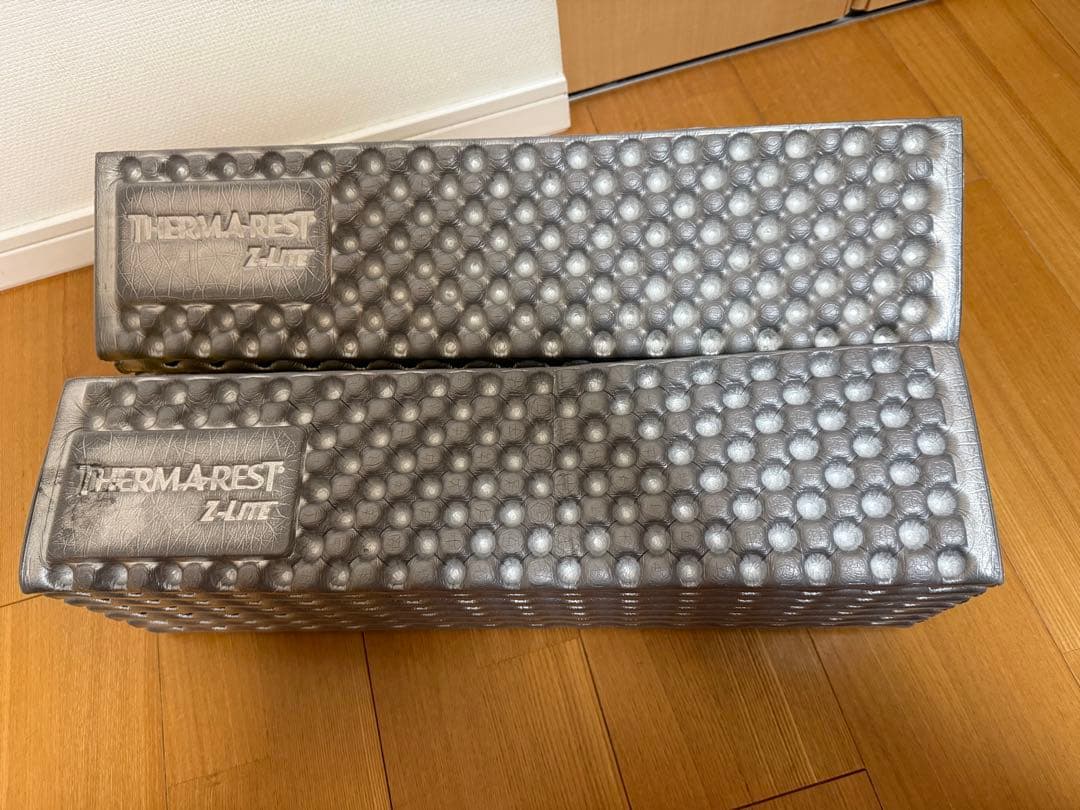 4*バ様 THERM-A-REST サーマレスト　Z ライトソル R 2セットま