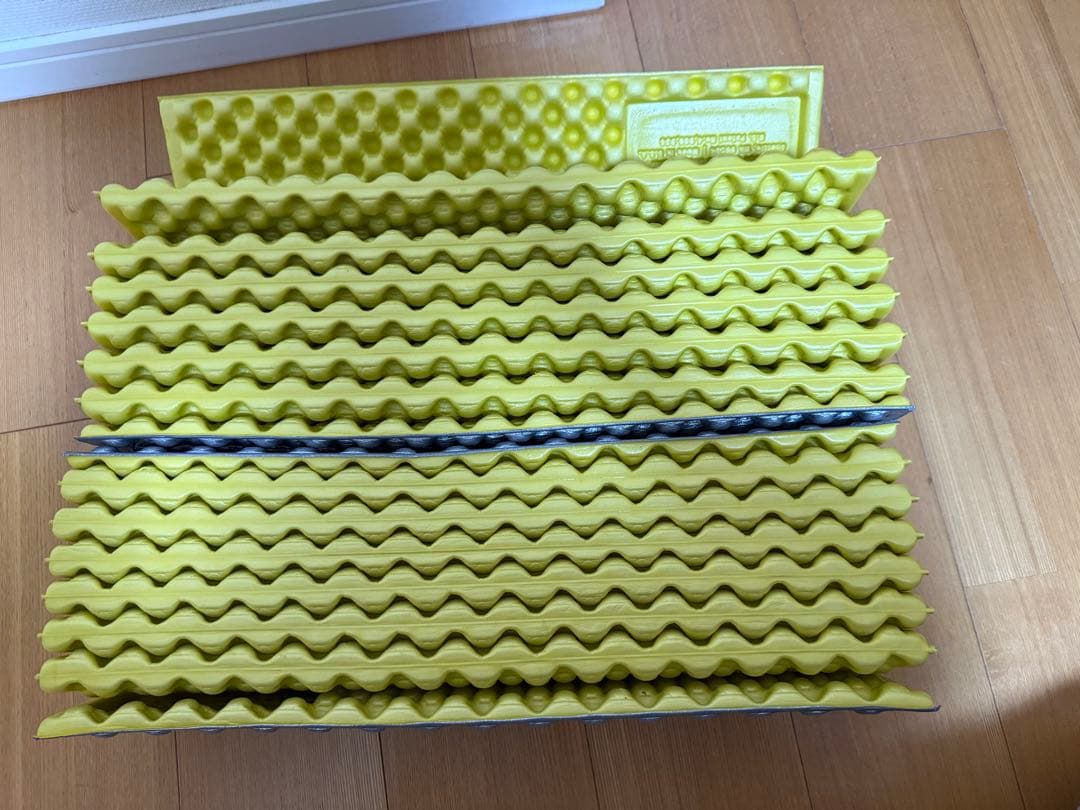 4*バ様 THERM-A-REST サーマレスト　Z ライトソル R 2セットま