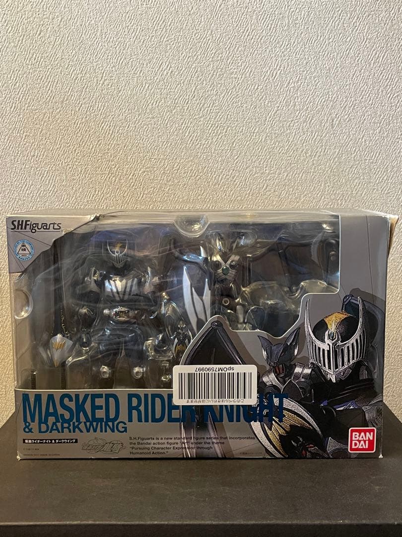S.H.Figuarts フィギュアーツ 仮面ライダーナイト&ダークウイング