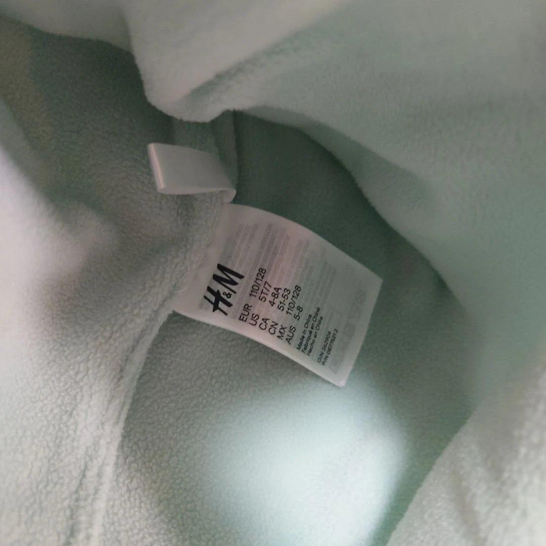 スキーウェアセット110 ニット帽　スノーブーツつき