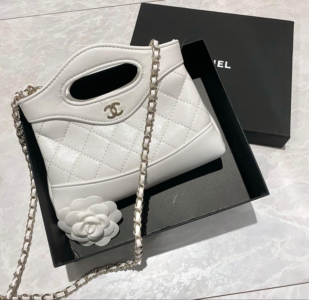 新品シャネル ノベルティ ショルダーバッグ