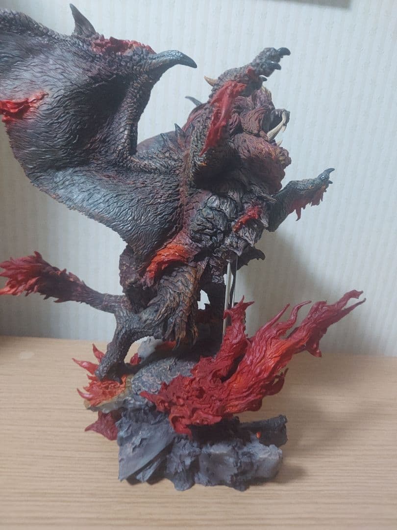 モンスターハンター クリエイターズモデル 炎王龍 テオ・テスカトル　復刻版