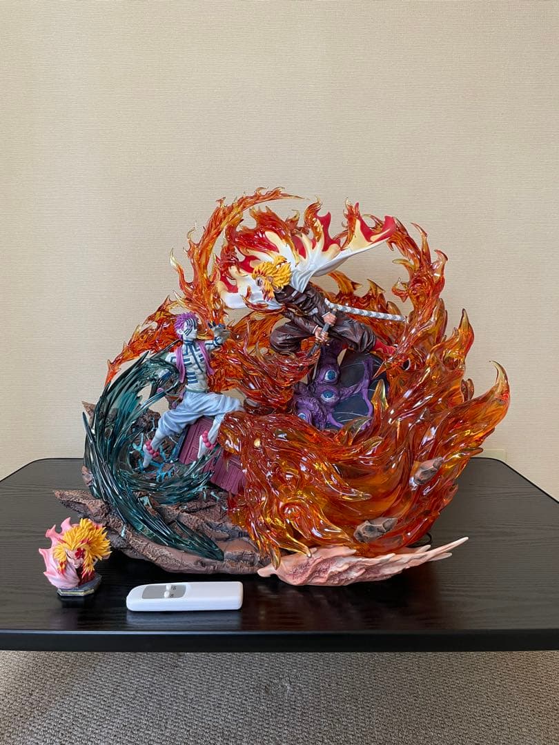 鬼滅の刃　煉獄杏寿郎 vs 猗窩座 フィギュア　LX Studio