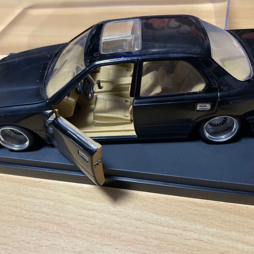 セルシオ　1/18 ミニカー