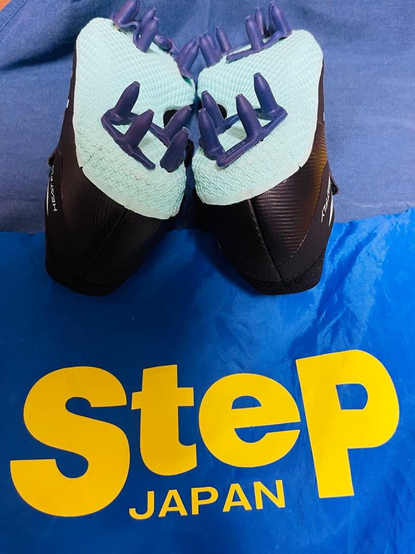 asics HEATFLY 2スパイクシューズ ブラック/ライトブルー走り高跳び