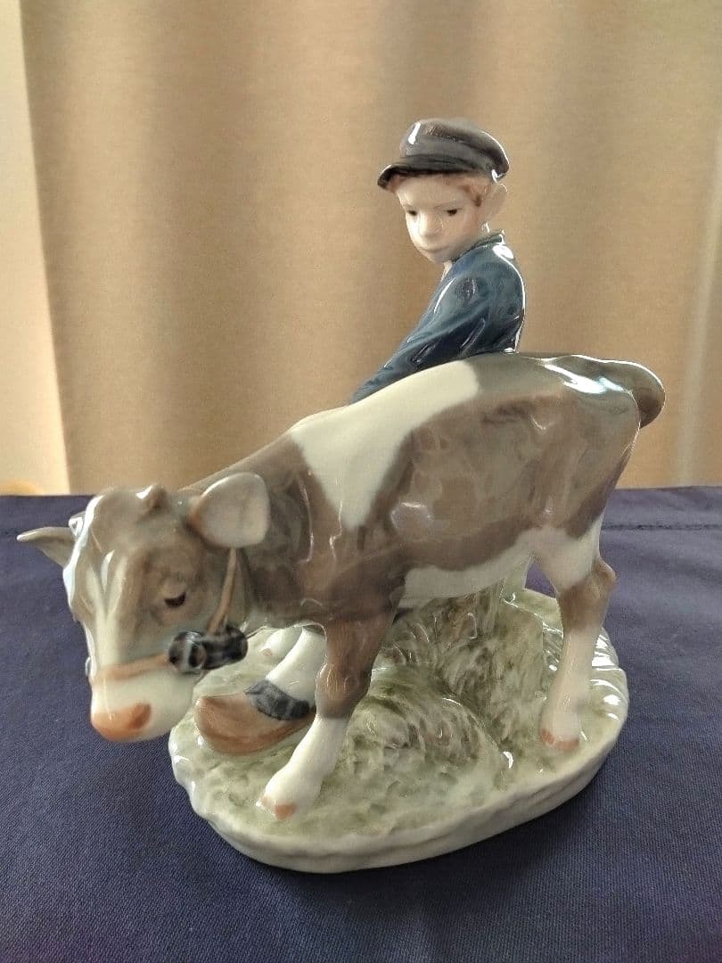 【正規品】希少！ロイヤルコペンハーゲン　 置物　人形　フィギュリン　牛飼いの少年