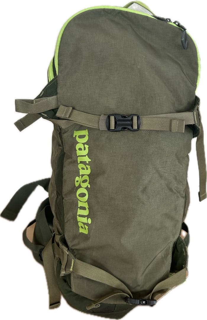 patagonia バックパック 30L ヘルメットホルダー付き（モンベル）