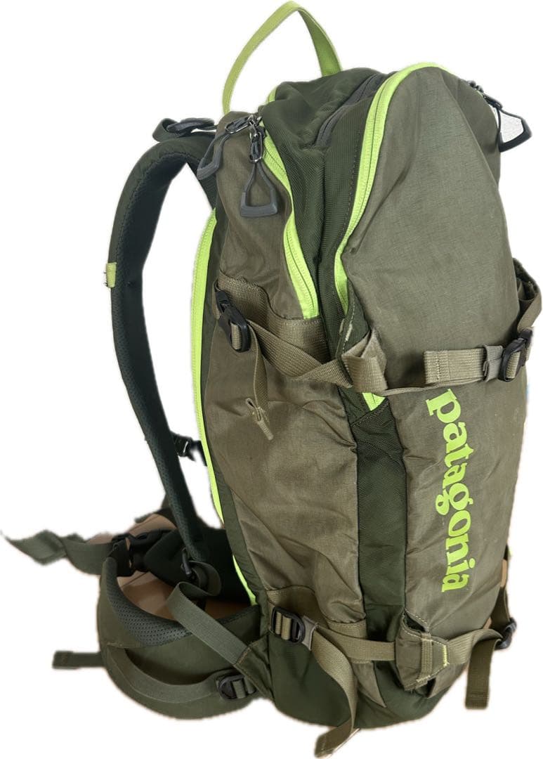 patagonia バックパック 30L ヘルメットホルダー付き（モンベル）