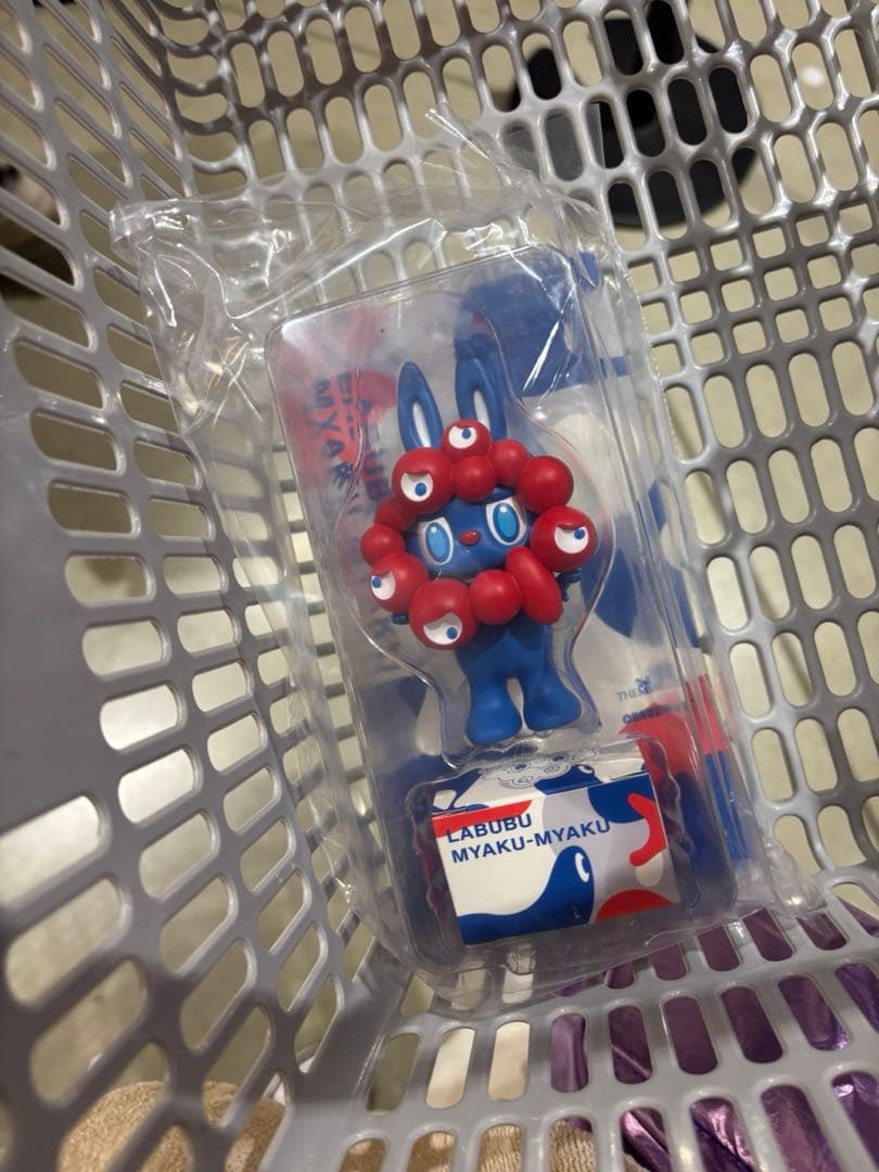 10/3発送可 ラブブ　らぶぶ　ラブブミャクミャク　万博限定