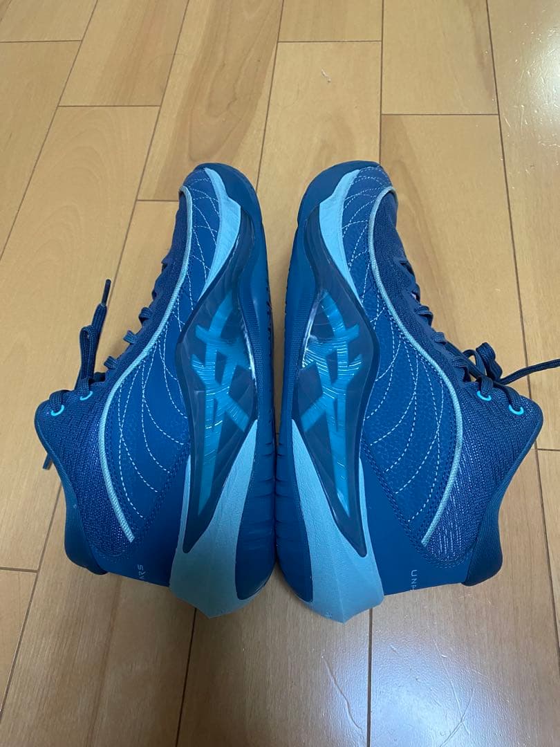 【美品バッシュ】asics アンプレアルス3