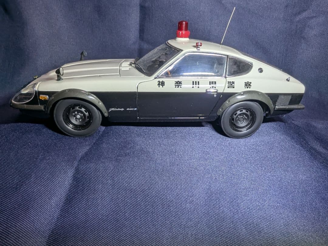 京商　フェアレディ240Z パトカー 1/18