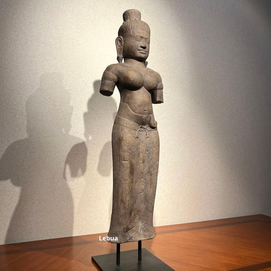 女尊Angkor女神石像 11世紀1000年前 11th century世界遺産