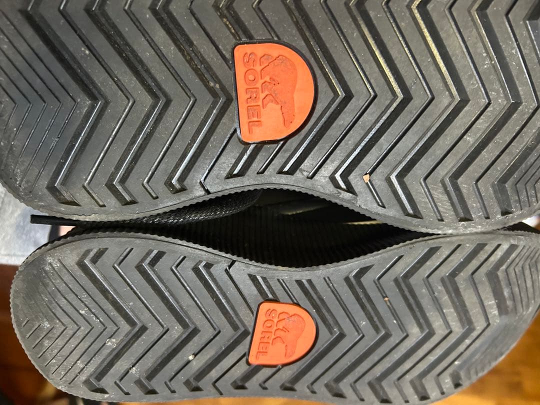 ソレル　アウトアンドアバウト4　チルズ　黒　25cm ２日間使用