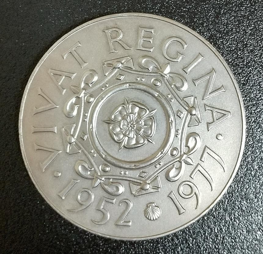45mm 1977年 イギリス エリザベス2世 シルバージュビリー 銀メダル