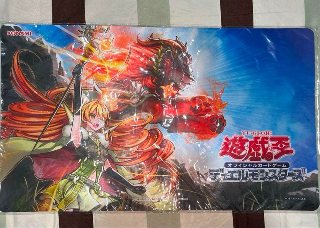 遊戯王　霊獣　プレイマット　海外限定