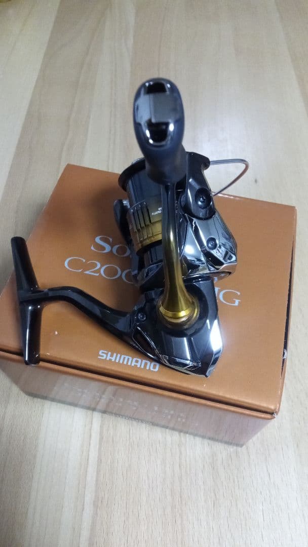SHIMANO ソアレBB C2000SSHG　使用数回のみ美品　現行モデル