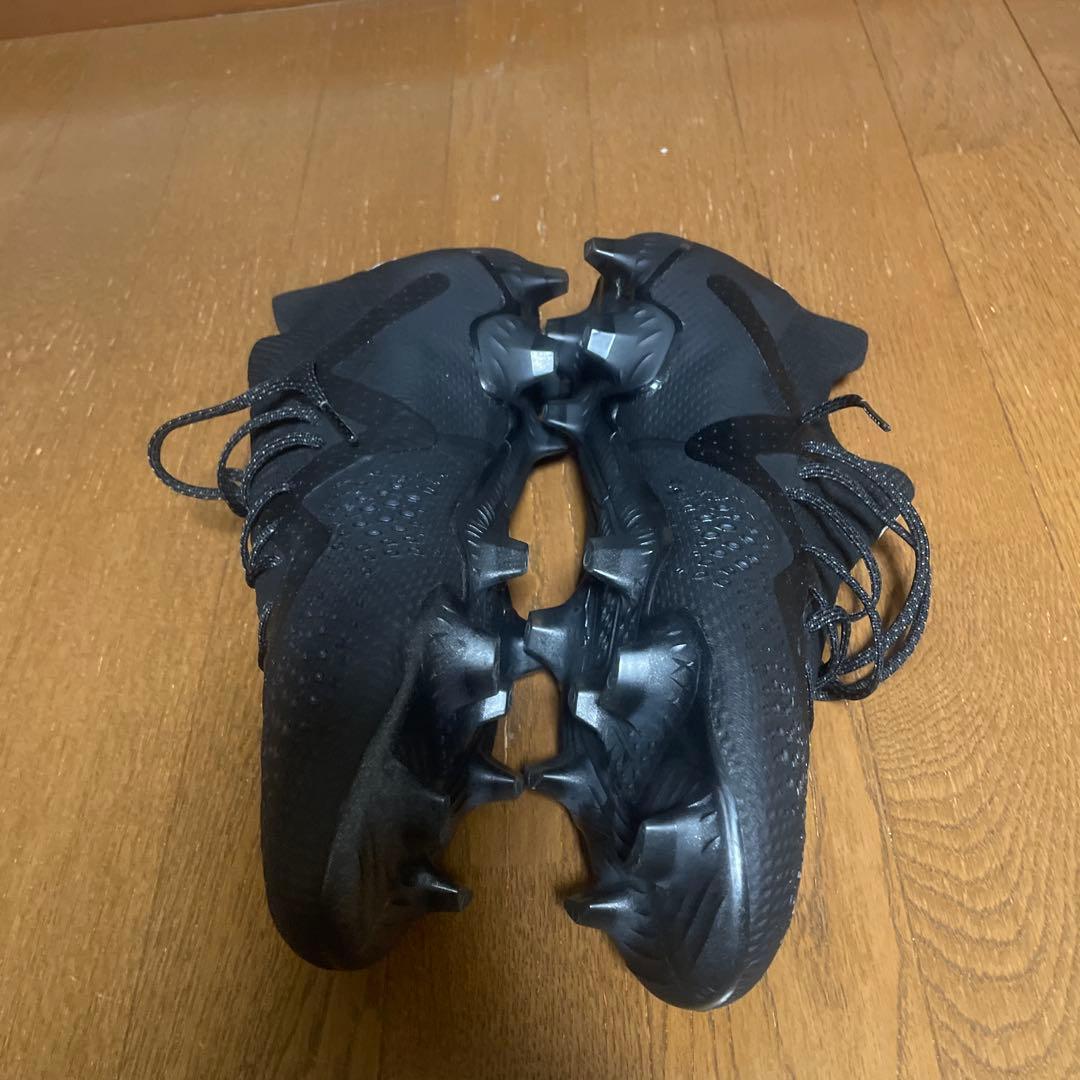 PUMAスパイク フューチャーアルティメットFG/AG(LONG PILE)