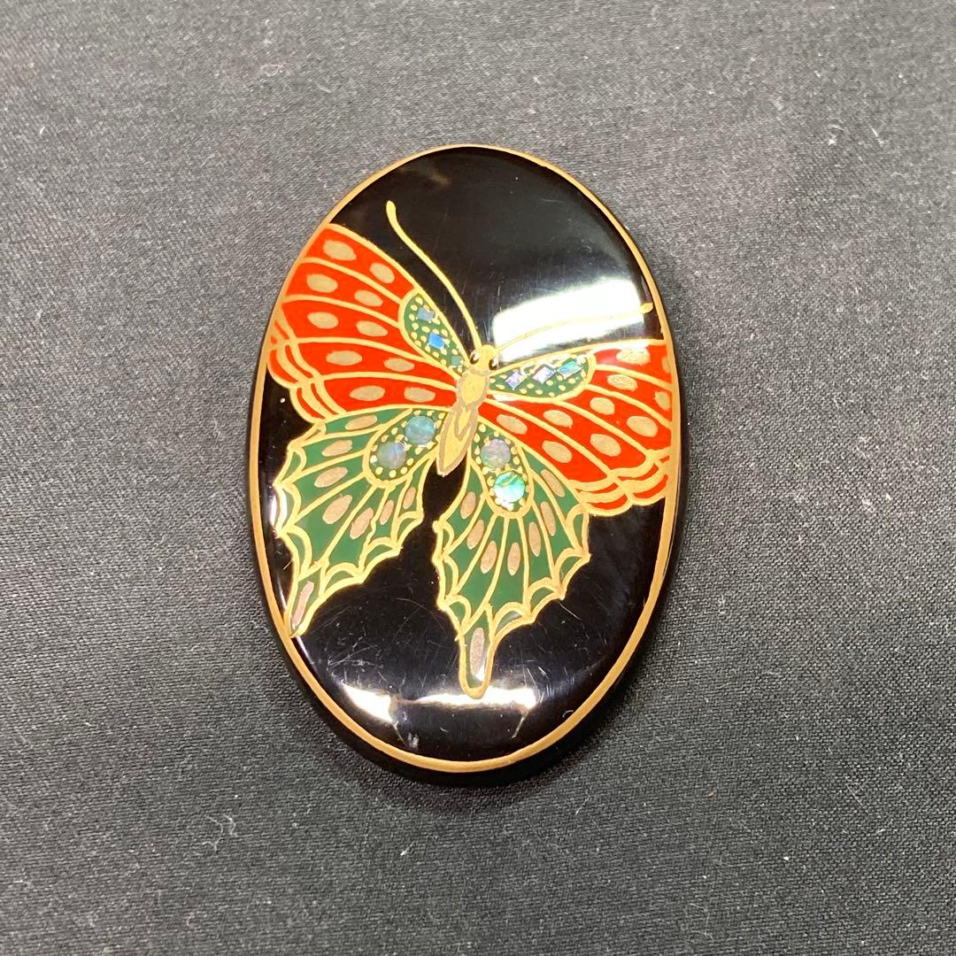 《広行作》金彩 蝶ブローチ 鼈甲製