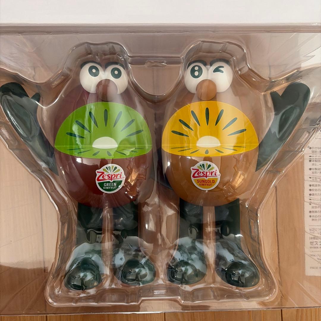 ゼスプリ　キウイブラザーズ　史上最大フィギュア