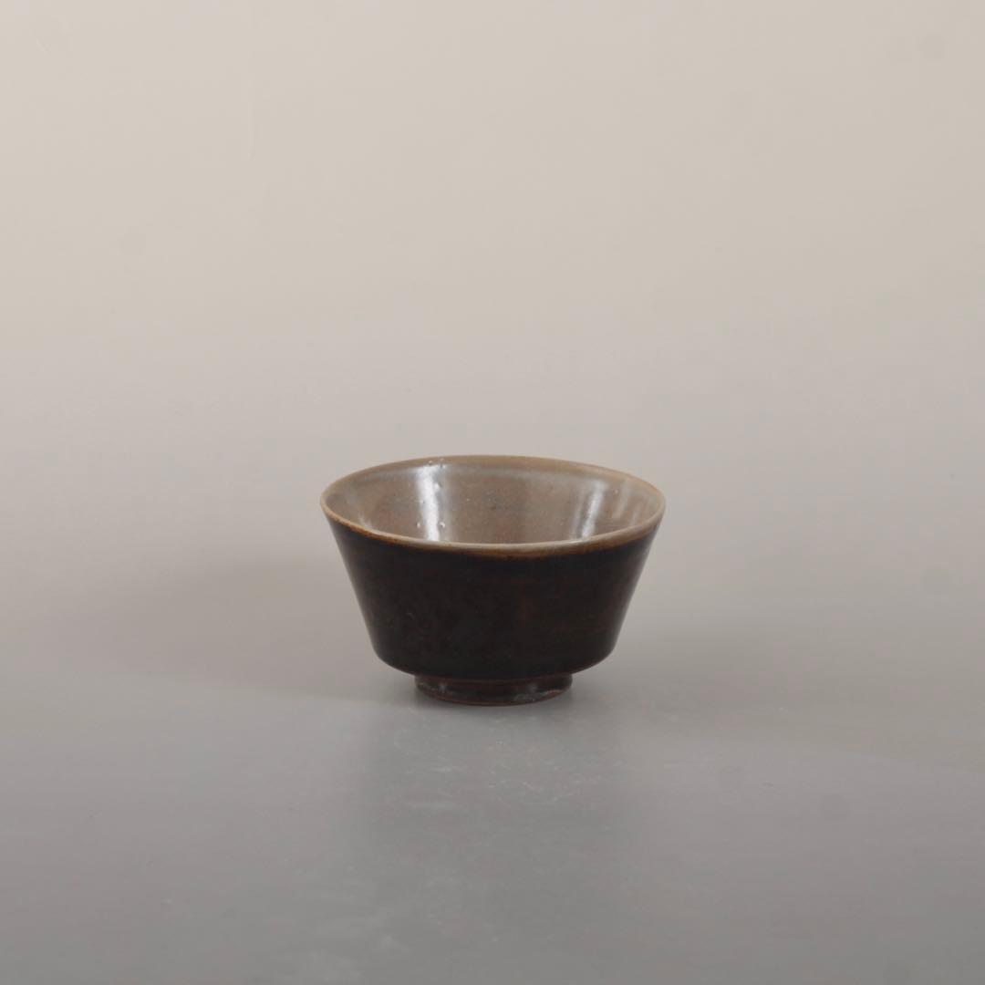 萬古焼？ 外側鉄釉 盃 酒器 ぐい呑み 古道具 アンティーク