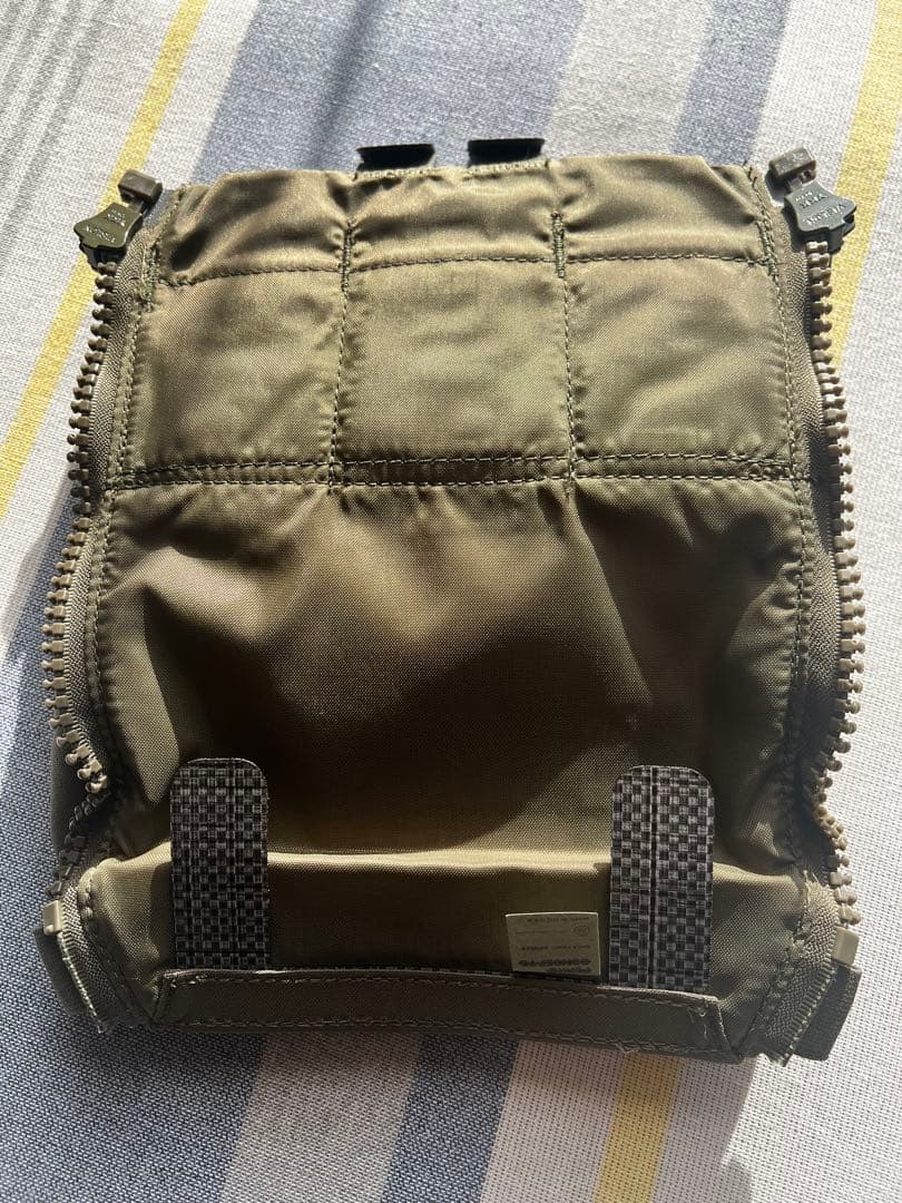 個人装備 Ferro Concepts Back Panel Ranger Green