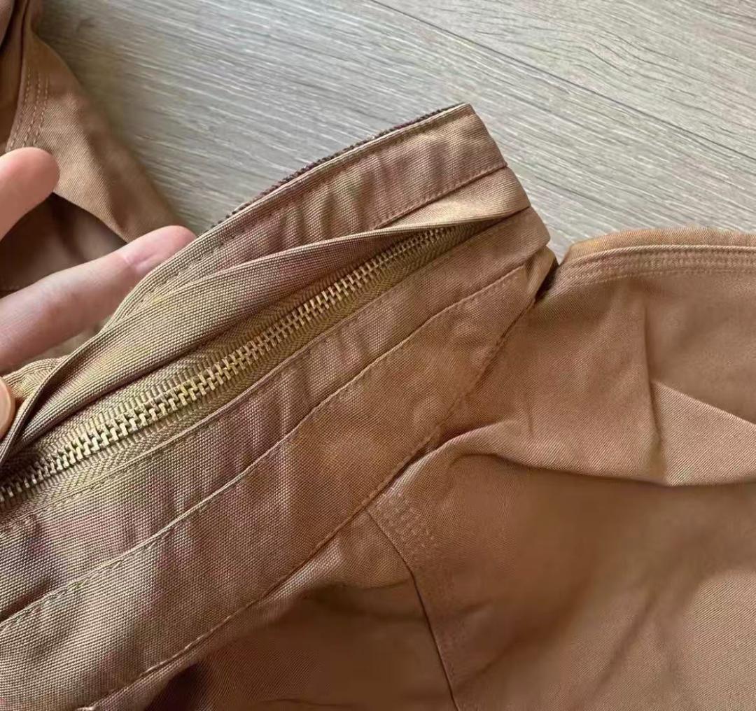 Carhartt×INVINCIBLE コラボ カーハート