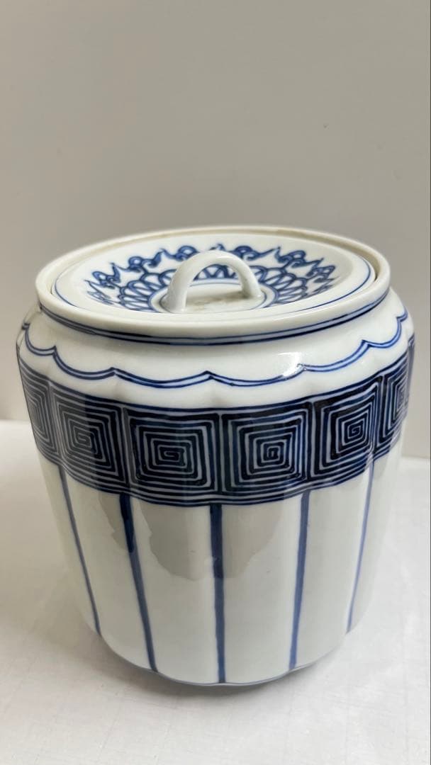 平安春峰造染付水指　 共箱　未使用品　値下げしました。