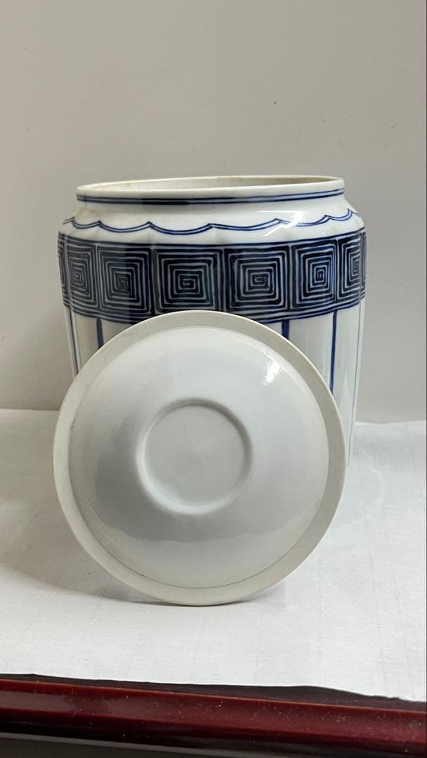 平安春峰造染付水指　 共箱　未使用品　値下げしました。