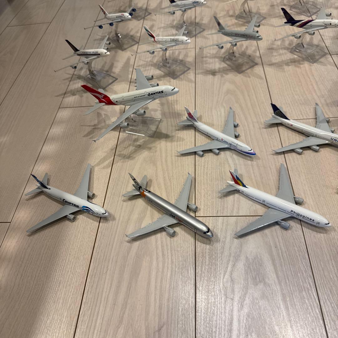 航空機モデル 24機セット 1/200スケール