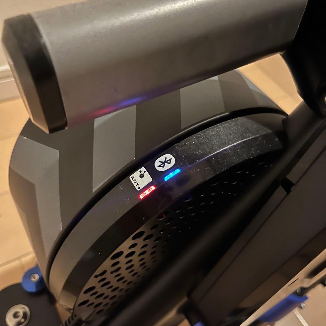 Wahoo KICKR v5 固定ローラー